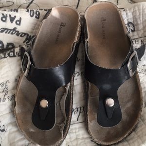 Girls flip flops/sandals